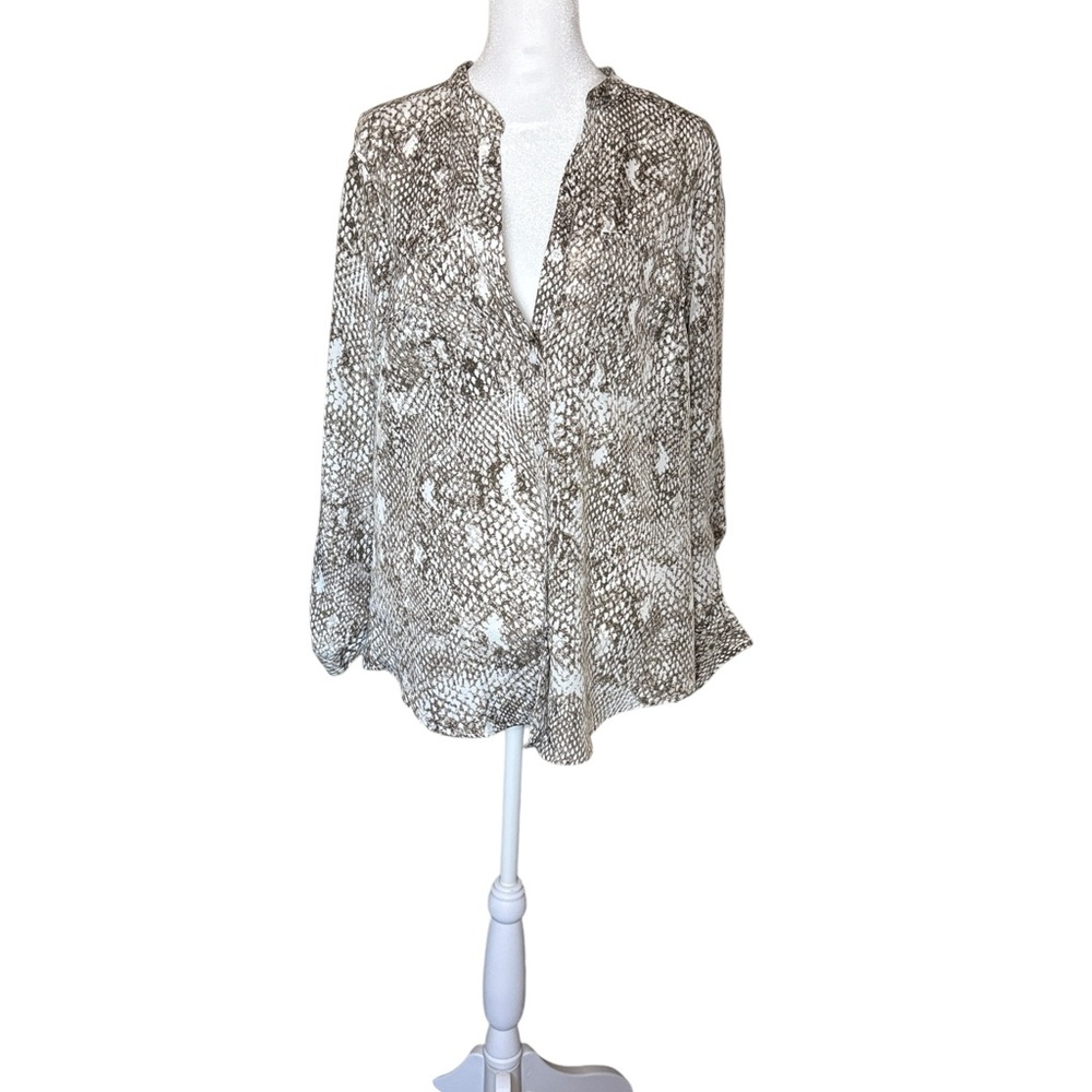 Jones New York Snakeskin Pattern Blouse